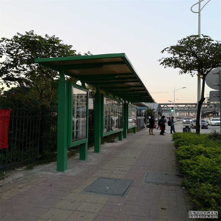 揭陽候車亭立柱崗?fù)ぃ?></p>
</p>
<p>因而，可廣泛地應(yīng)用在機(jī)場、廣場、公園、老城區(qū)等線路體系不完善或待改進(jìn)區(qū)域，有用節(jié)約人力物力財(cái)力。太陽能候車亭除了具有省電適用設(shè)計(jì)規(guī)劃廣之外還具有運(yùn)用壽命長，設(shè)備方面，安全系數(shù)高，綠色環(huán)保，經(jīng)濟(jì)效益高級許多優(yōu)勢，跟著城市建設(shè)的不斷展開，太陽能候車亭的運(yùn)用和遍及將是未來城市建設(shè)的重要進(jìn)程。因而選擇公交候車亭的標(biāo)準(zhǔn)是依據(jù)本地的詳細(xì)情況而定的，價(jià)錢都是依據(jù)首要的長短而定的，因而這彼此之間不容易存有很大的差錯。從目前我國的候車亭廠家分布來看，的還是要數(shù)廣東和江蘇地區(qū)。由于各個公交候車亭的質(zhì)量參差不齊，市面上的產(chǎn)品魚龍混雜，想要選出一個性價(jià)比高的候車亭就更難了。一個的候車亭廠家需要具備很多要素，比如，企業(yè)的資質(zhì)。關(guān)于這一點(diǎn)想必沒有人會反對，好企業(yè)匠心工藝打造，通過正規(guī)的渠道注冊信息，把企業(yè)的各種經(jīng)營透明化。當(dāng)然，除開資質(zhì)這個重要的因素之外，還要了解廠房的設(shè)備，通過實(shí)地考察或者別的途徑來了解公交候車亭廠家的規(guī)模和設(shè)備，需要滿足生產(chǎn)條件是否符合。
</p>
<p>子}【東莞市弘盛智能制造有限公司fxXlOm9rGKwnkgcl】
</p> </p>
        </div>
        <div   id=